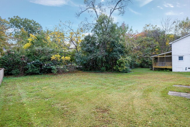 Building Photo - 228 Waldo St