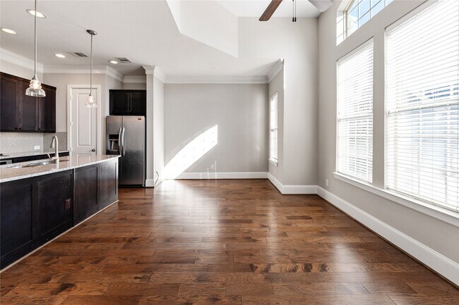 Building Photo - 2720 Church Wood Dr