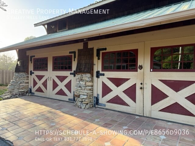 Building Photo - 5 Valley Hills Ln