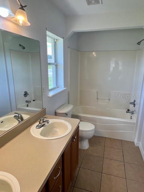 Building Photo - 6605 SW 129th Loop