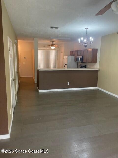 Building Photo - 2990 S Fiske Blvd