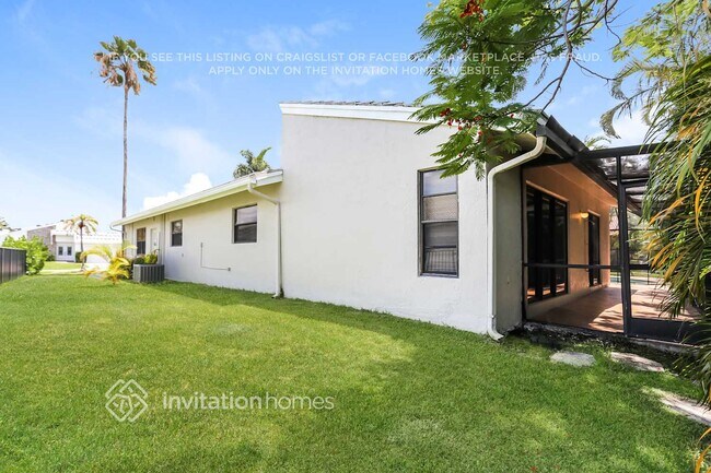 Building Photo - 7045 NW 3rd Ave