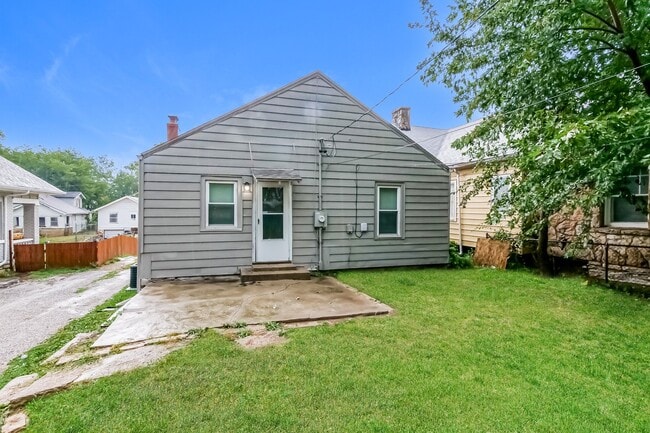Building Photo - 5014 Bellefontaine Ave