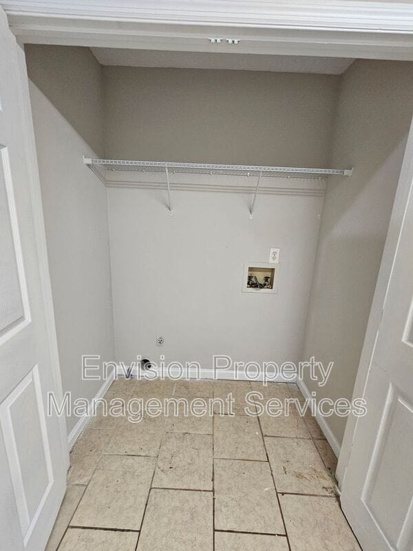 Building Photo - 6388 Charter Way