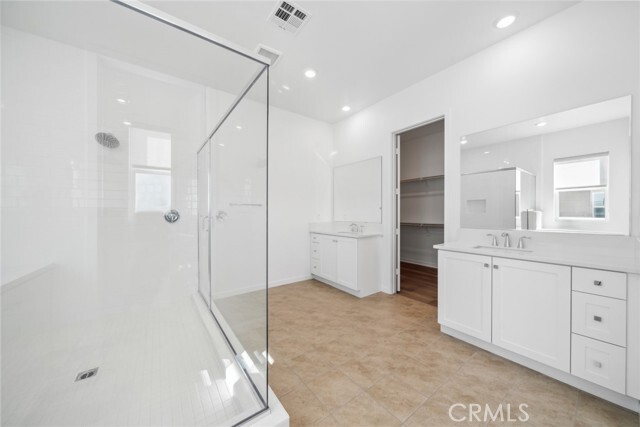 Building Photo - 111 Baluster