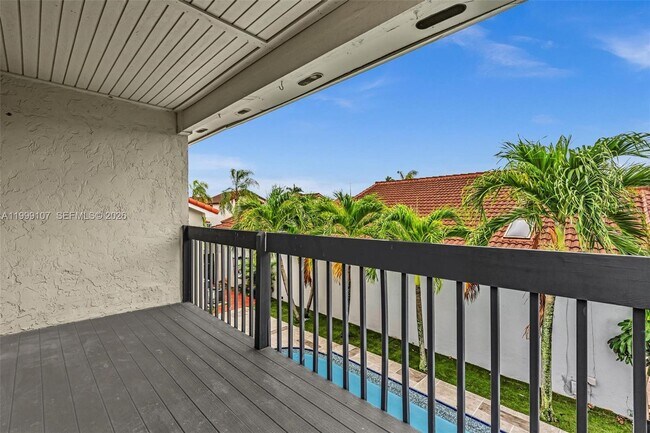 Building Photo - 17532 NW 61st Ct N