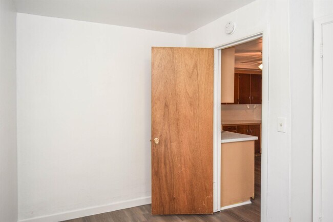 Building Photo - 376 S 100 W