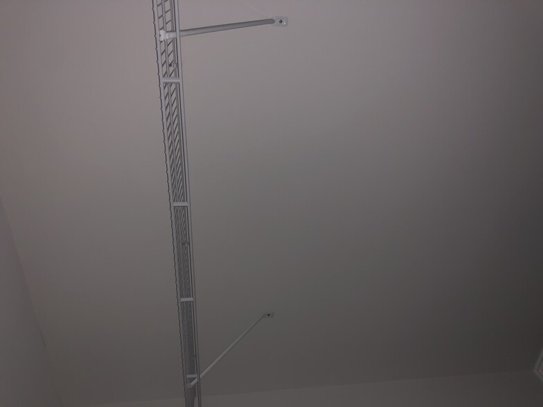 Building Photo - 104 Queensberry St