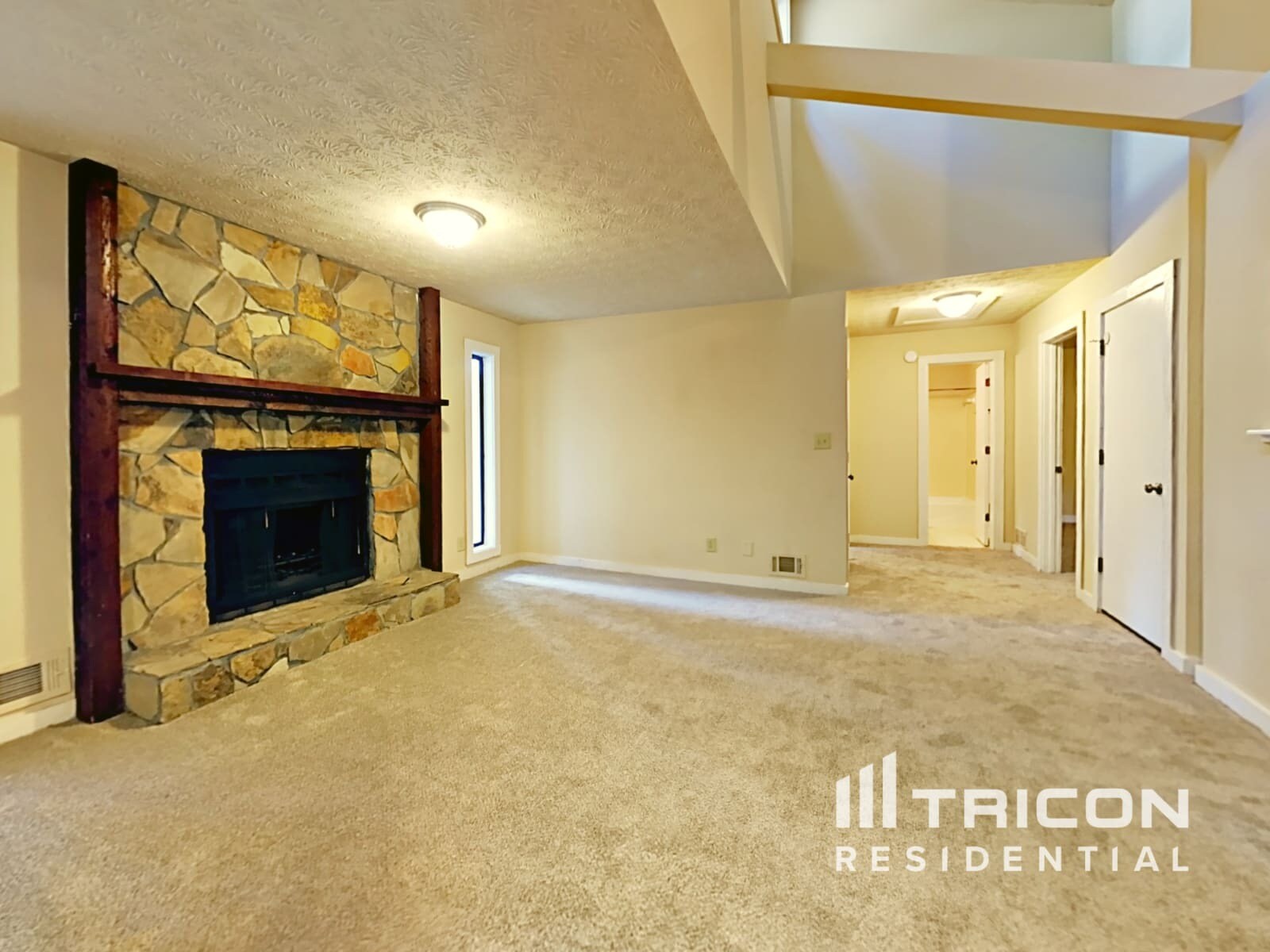 Building Photo - 5054 Stoney Point Ln