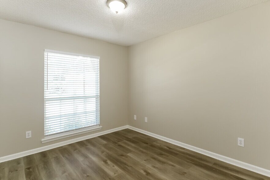 Building Photo - 12351 Hunters Haven Ln