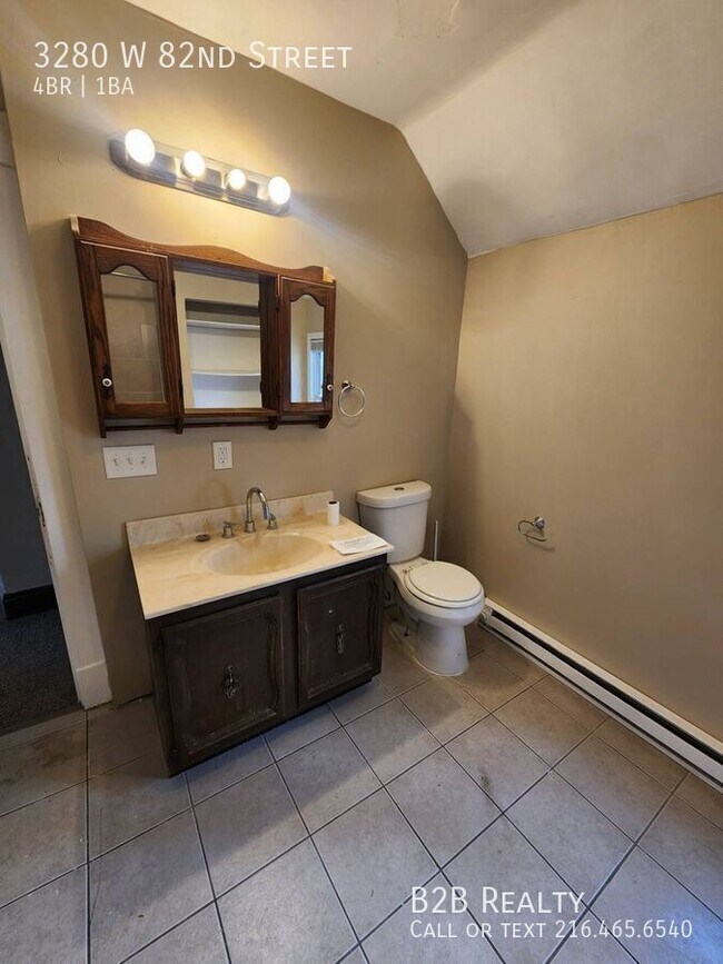 Building Photo - 3280 W 82nd St