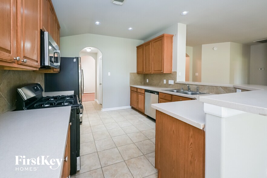 Building Photo - 2729 Domenico Ln