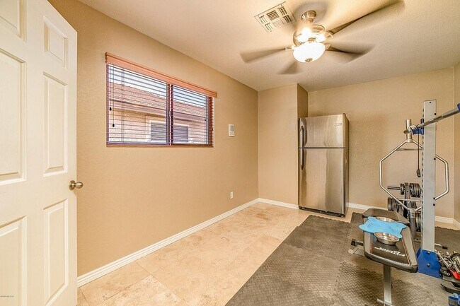 Building Photo - 13127 N Deergrass Dr