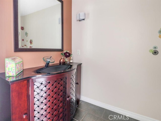 Building Photo - 6062 Panorama Dr