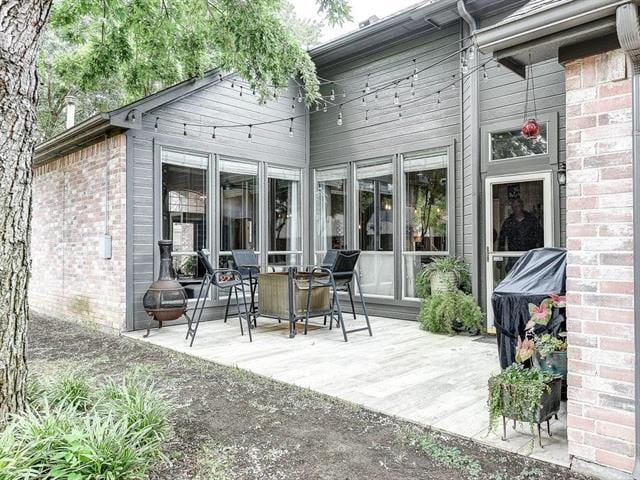 Building Photo - 3621 Granbury Dr