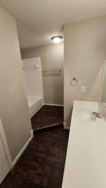 Building Photo - 10022 Windriver Dr