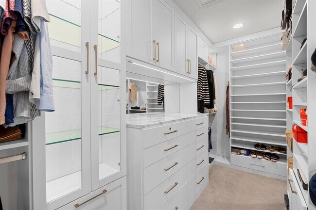 Building Photo - 3805 Deep Pocket Dr
