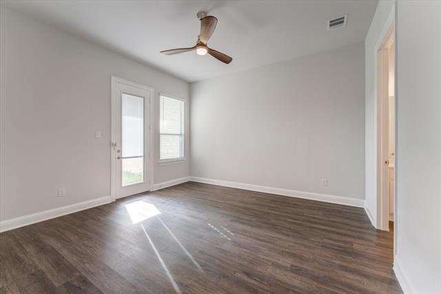 Building Photo - 6580 Iron Horse Blvd