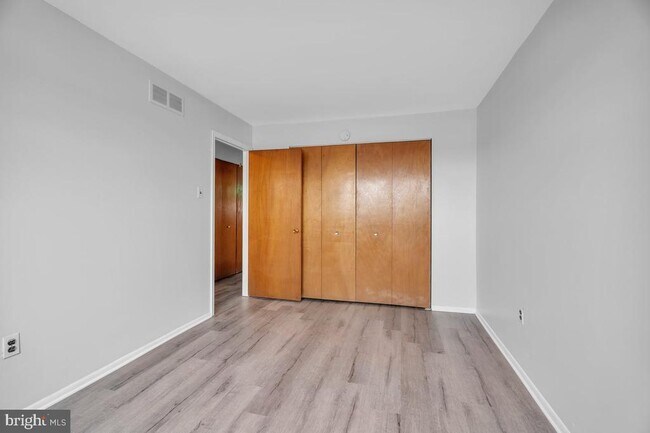 Building Photo - 3639 Gaul St