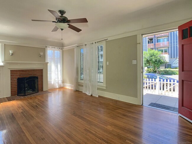 Building Photo - Charming Home with Prime Location & Ample Living Space