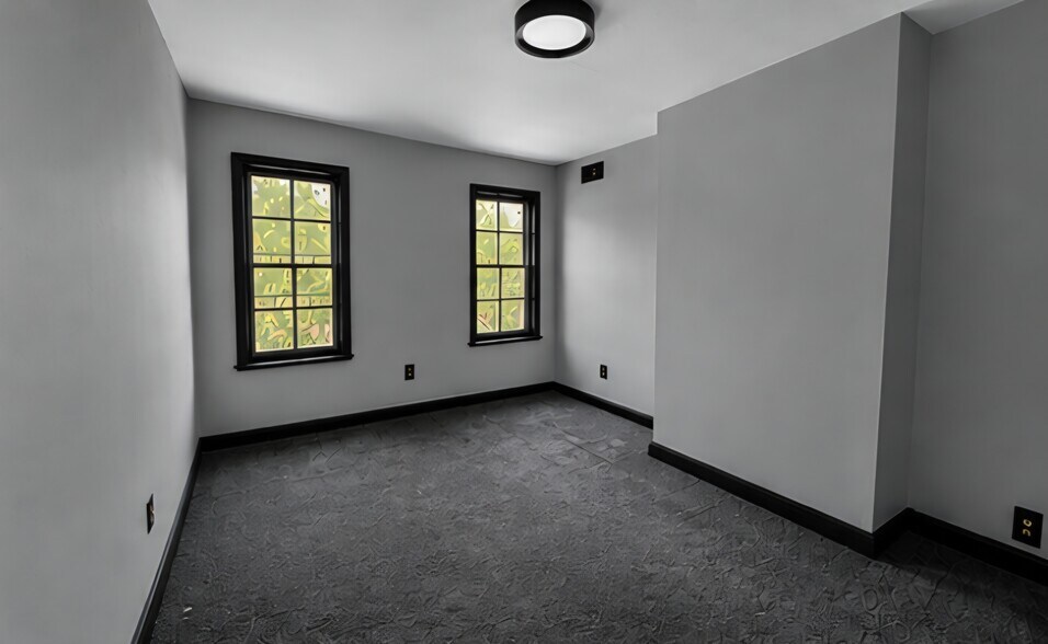 Building Photo - 49 E Montgomery St