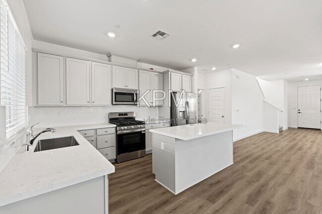 Building Photo - 10925 Admiral Cv Wy