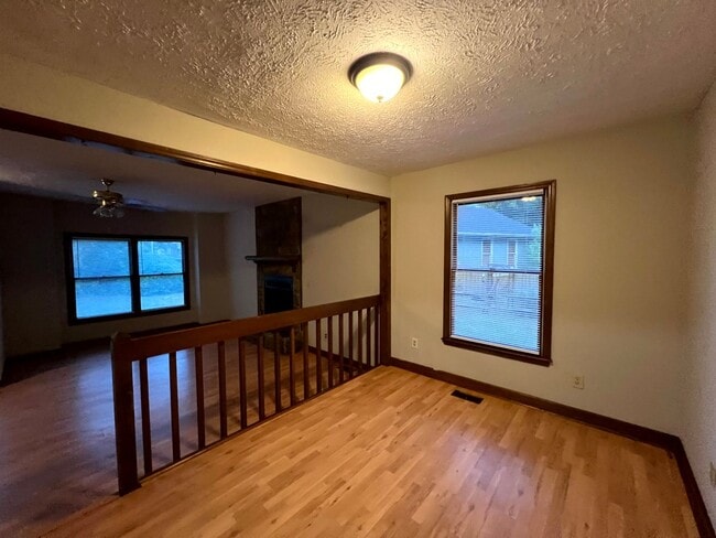 Building Photo - 7016 Maracay Ct