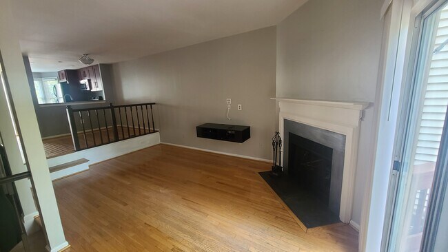 Building Photo - 2163 Whisper Way