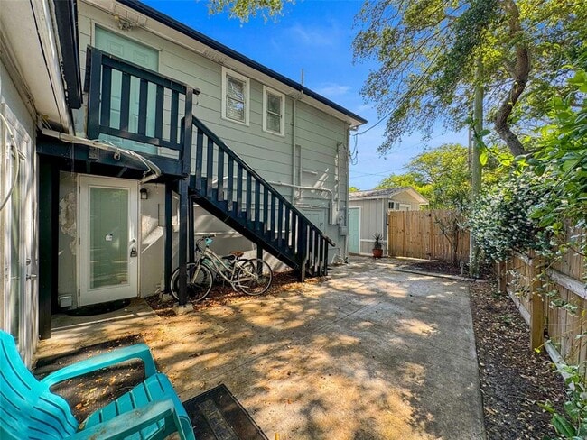 Building Photo - 3631 Park St N