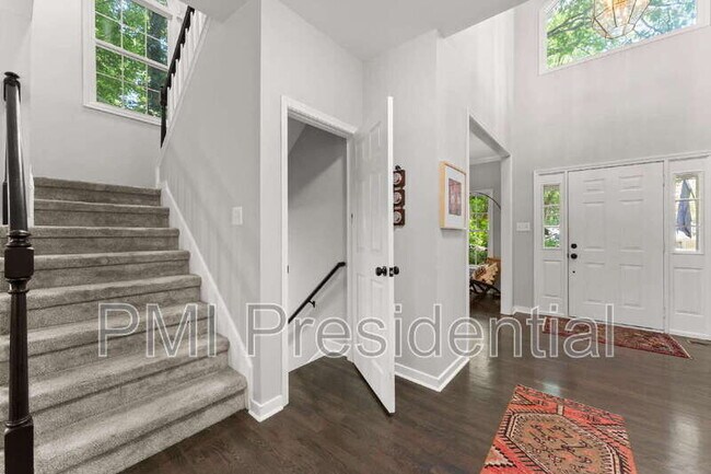 Building Photo - 1809 Winding Way