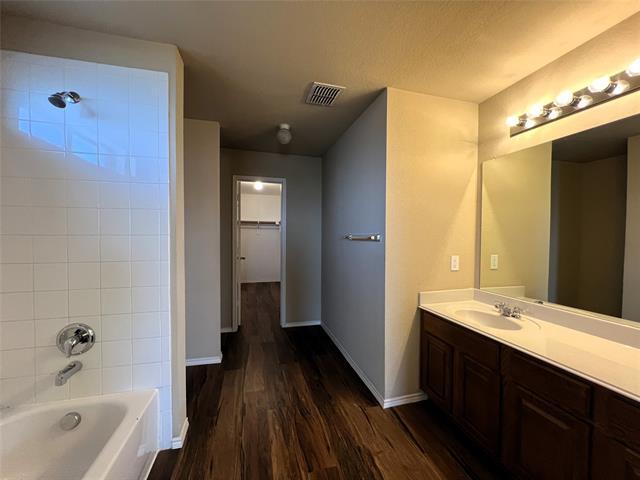 Building Photo - 148 Briar Grove Dr
