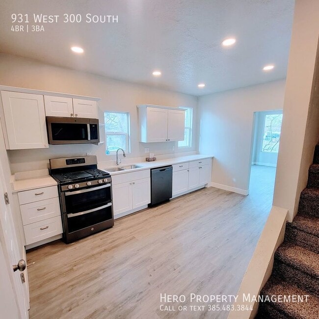 Building Photo - 931 W 300 S