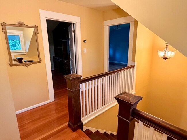 Building Photo - ROJAS