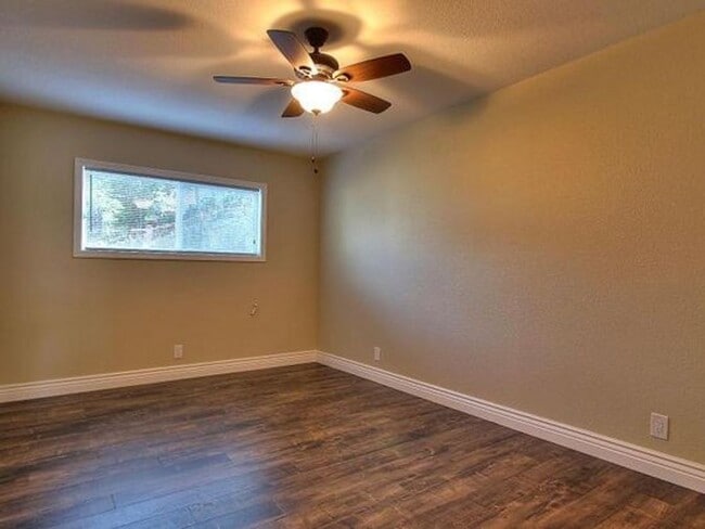 Building Photo - 40 Carquinez Scenic Dr