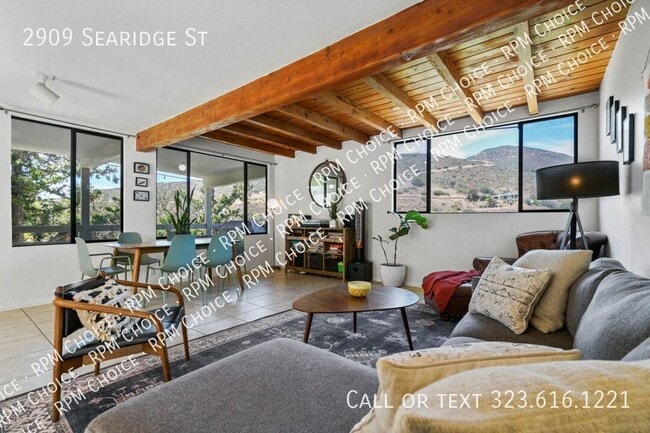 Building Photo - 2909 Searidge St