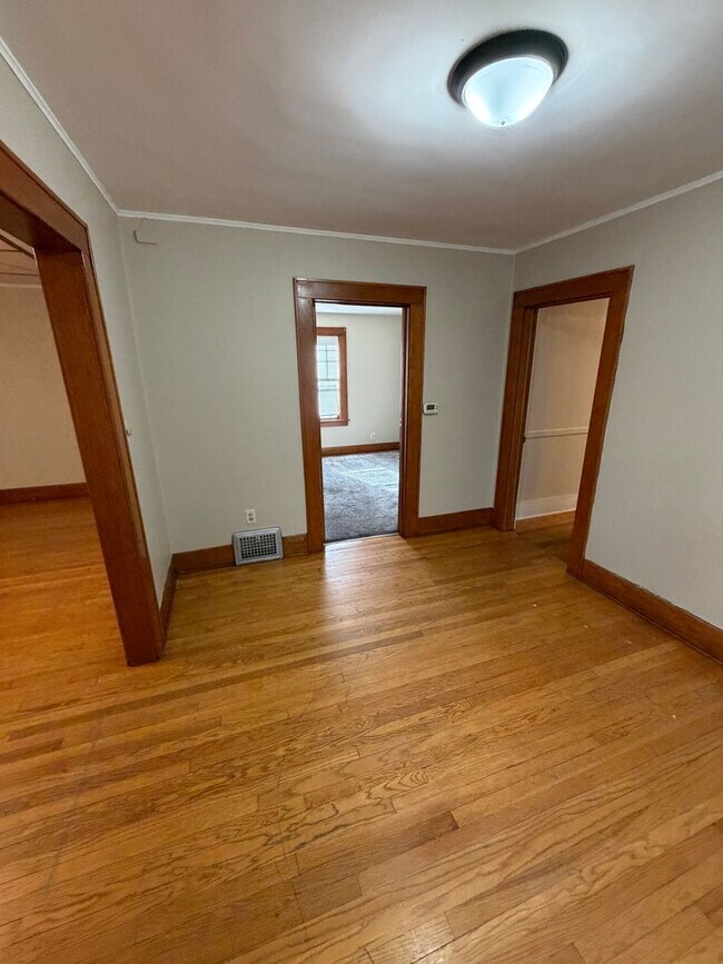 Building Photo - 1722 Coleman Ave