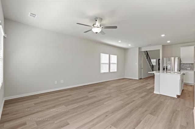 Building Photo - 1244 Bellflower Rd