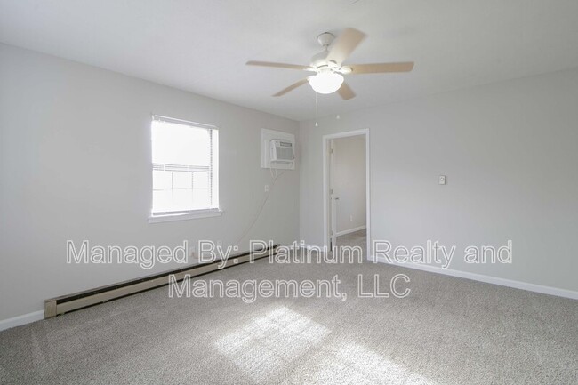 Building Photo - 24-424 Thompsonville Ln