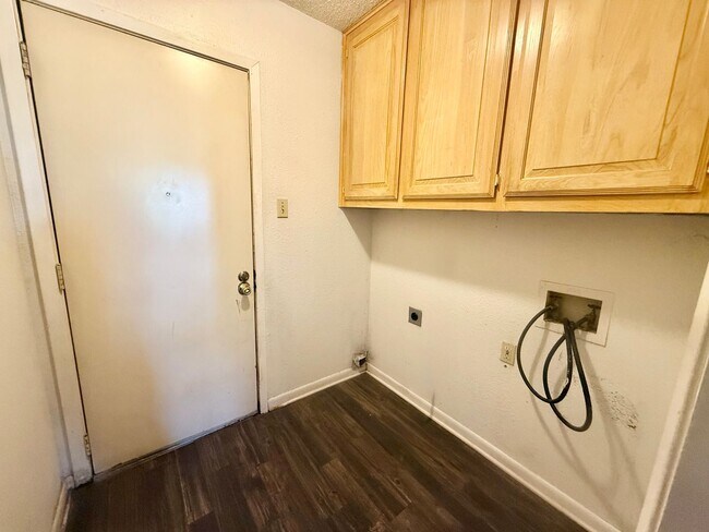 Building Photo - 11164A CR 137