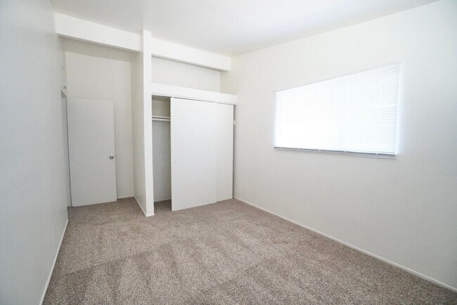 Building Photo - Wonderful 3 Bedroom, 2 Bath home in Sacram...