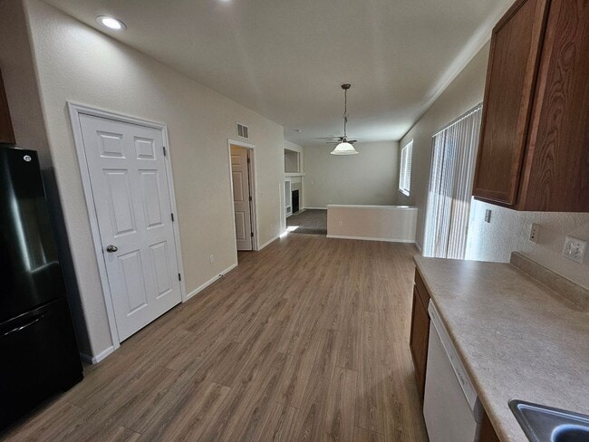 Building Photo - Beautiful 4 bedroom home available in Peyton!