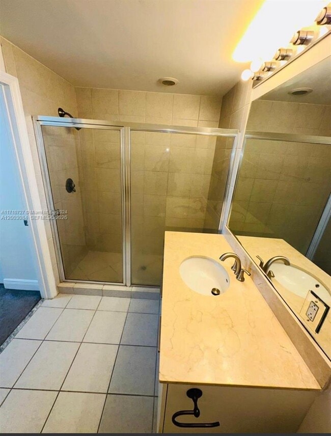 Building Photo - 140 S Dixie Hwy