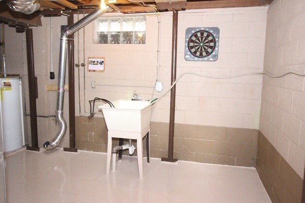 Building Photo - 22458 Tuscany Ave