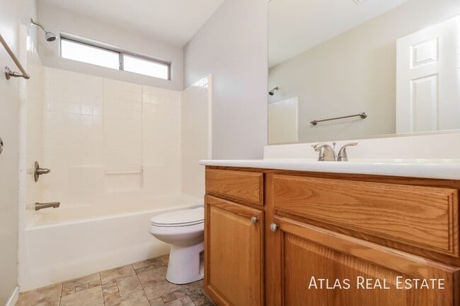 Building Photo - 17254 W Country Gables Dr