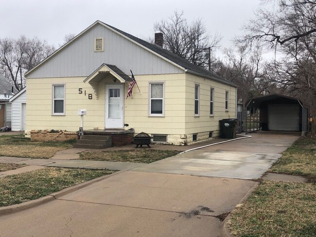 Primary Photo - 2 Bedroom, 1 Bathroom House