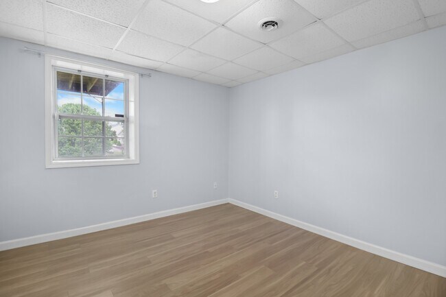 Building Photo - 934 Hedge Apple Dr