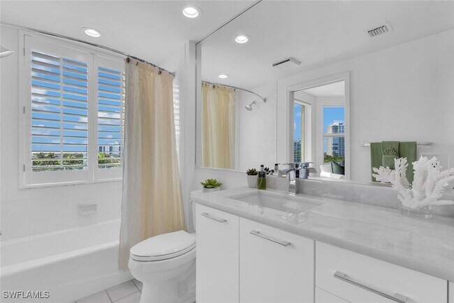 Building Photo - 435 Dockside Dr