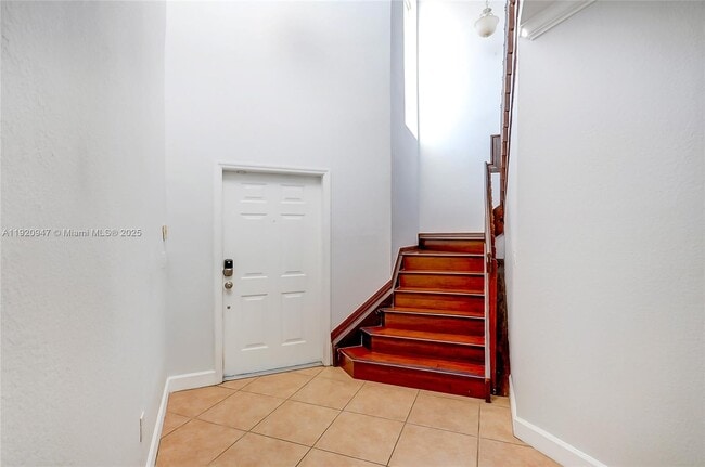 Building Photo - 11331 NW 44th Terrace