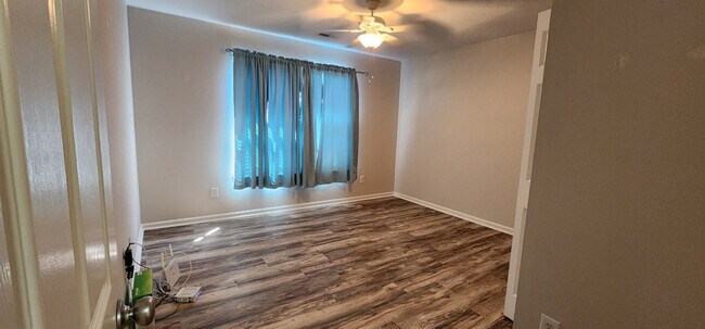 Building Photo - 2830 Amidala Ln
