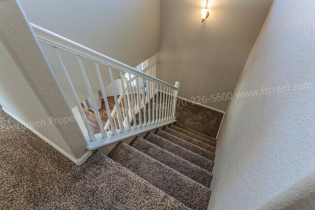 Building Photo - 570 Lapis Pl